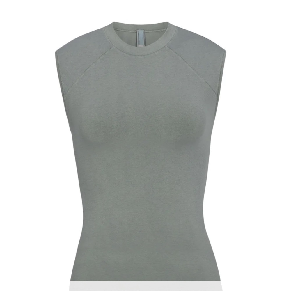 SKIMS - new vintage raglan tank